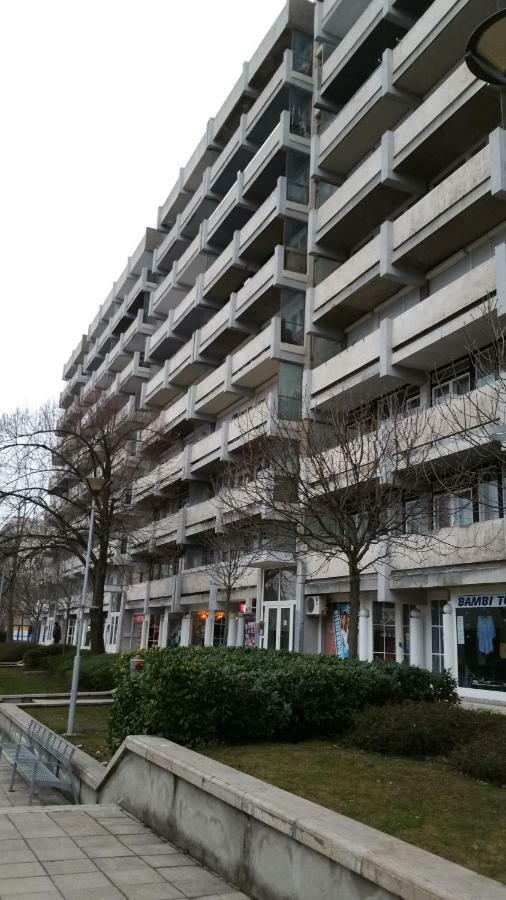 Central Apartman Salgotarjan Luaran gambar